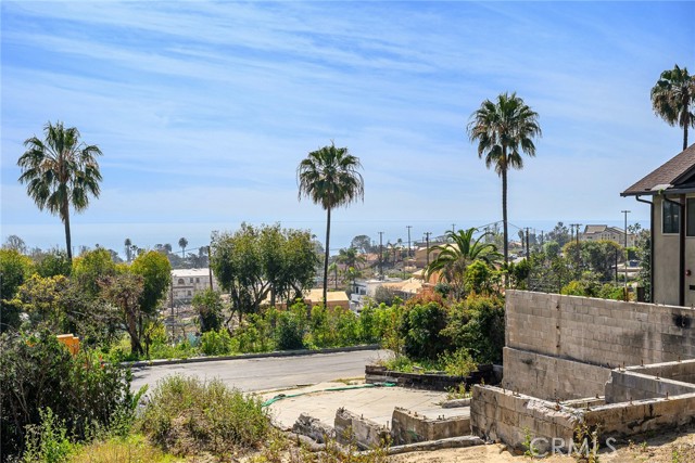 Detail Gallery Image 21 of 23 For 16625 Marquez Ter, Pacific Palisades,  CA 90272 - – Beds | – Baths