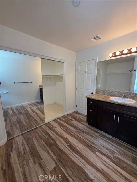 355 S Inez, Hemet CA: https://media.crmls.org/medias/f005e71f-956c-469f-951d-1f145d30e93f.jpg