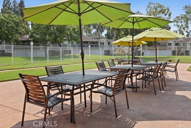 Detail Gallery Image 32 of 36 For 2085 Ronda Granada #C,  Laguna Woods,  CA 92637 - 2 Beds | 2 Baths