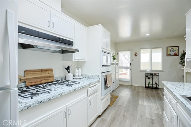 Detail Gallery Image 20 of 66 For 6444 Mt. Adelbert Dr, San Diego,  CA 92111 - 4 Beds | 3 Baths