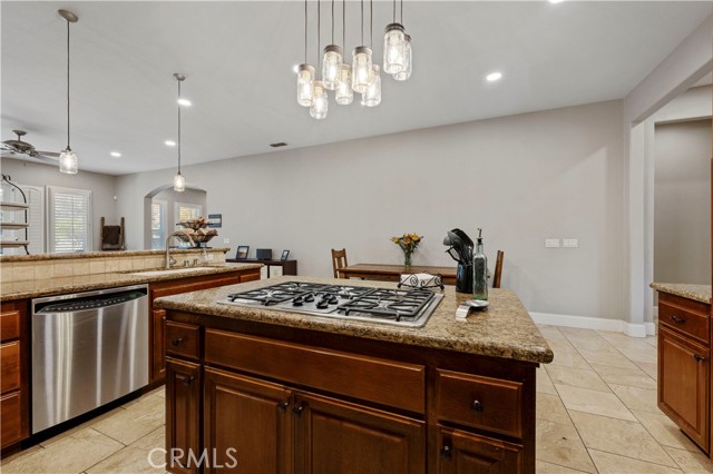 Detail Gallery Image 13 of 65 For 9260 Miners Xing, Loomis,  CA 95650 - 4 Beds | 2/1 Baths