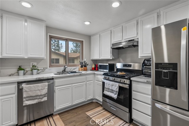 Detail Gallery Image 12 of 27 For 6716 Clybourn Ave #247,  North Hollywood,  CA 91606 - 3 Beds | 2 Baths