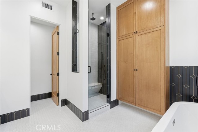 Detail Gallery Image 30 of 45 For 617 N Irena Ave #C,  Redondo Beach,  CA 90277 - 5 Beds | 3/1 Baths