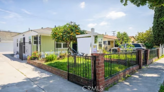 14308 Cookacre Street, Compton, California 90221, 2 Bedrooms Bedrooms, ,1 BathroomBathrooms,Single Family Residence,For Sale,Cookacre,DW24068906