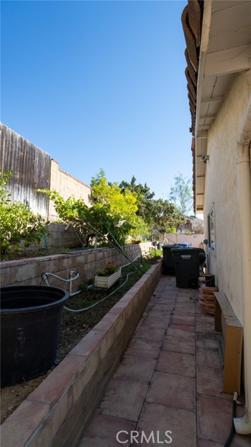 Image 40 of 58 For 13210 Avenida Socorro