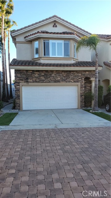 Front of home 712 7th St Hermosa Beach