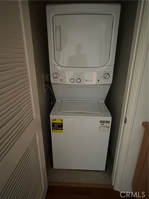 21345 Hawthorne Boulevard, Torrance CA: https://media.crmls.org/medias/f009da4a-7eab-4fed-a831-fe4b3bf748d9.jpg