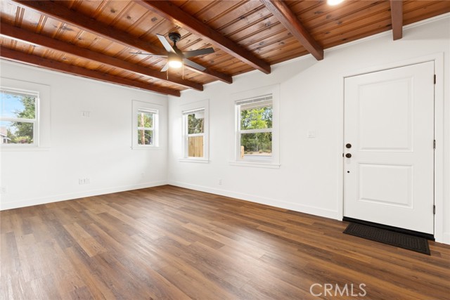 770 E 20th Street, Chico CA: https://media.crmls.org/medias/f009ed66-d487-4aba-b4be-1d4283033c7f.jpg