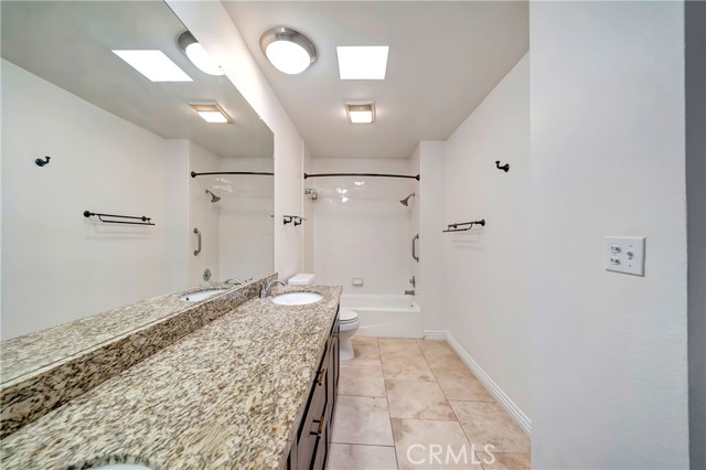 Detail Gallery Image 38 of 65 For 4647 Willis Ave #312,  Sherman Oaks,  CA 91403 - 2 Beds | 2 Baths