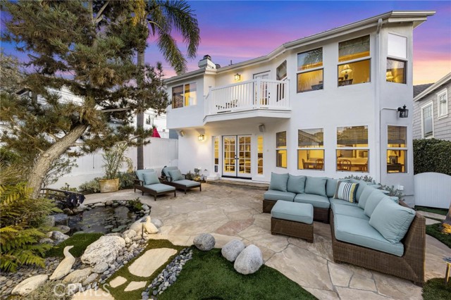Detail Gallery Image 5 of 42 For 657 36th St, Manhattan Beach,  CA 90266 - 3 Beds | 2/1 Baths