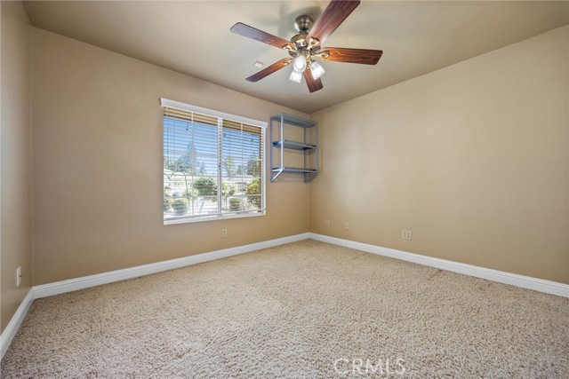 11717 Old Town Road, Bakersfield CA: https://media.crmls.org/medias/f00d1db4-2b1e-4115-b41c-17f4992eb0d1.jpg