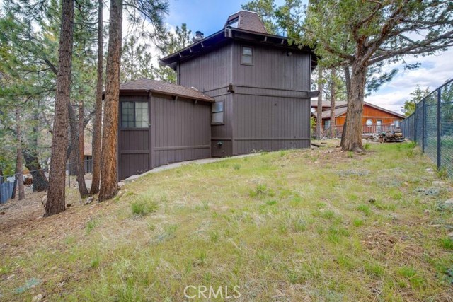 676 Butte Avenue, Big Bear City CA: https://media.crmls.org/medias/f00d80d3-f074-4ecb-9130-9521376466d0.jpg