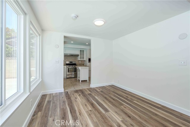 5212 Chablis Circle, Irvine CA: https://media.crmls.org/medias/f00dd875-10b5-4190-913b-b8464fc479c7.jpg