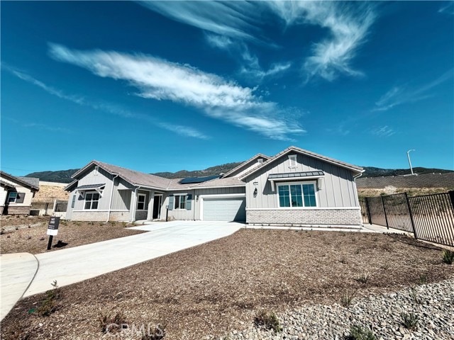 7051 Hurley Court, San Bernardino CA: https://media.crmls.org/medias/f00dd87f-bc21-467e-8684-177f1ca0fb48.jpg