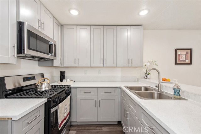 Front Image Thumbnail for CROC26067036