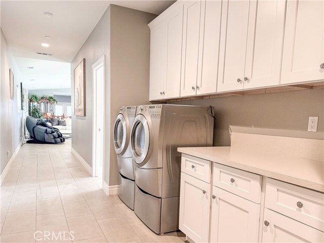 Image 26 of 50 For 449 Skylark  