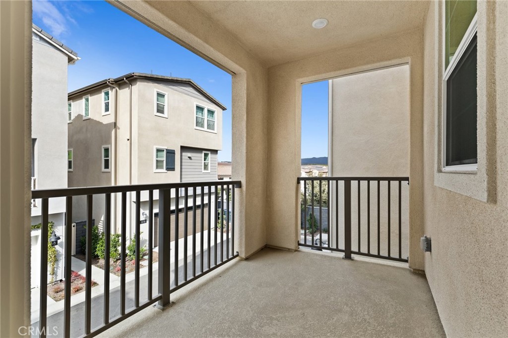 F00f8a21 6f5b 46c8 Bfdc 7640be4b8c09