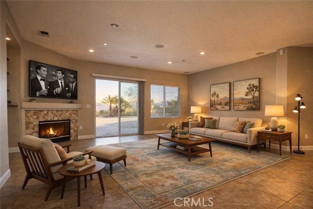 Detail Gallery Image 2 of 21 For 736 Summit Dr, Palm Springs,  CA 92262 - 3 Beds | 2 Baths