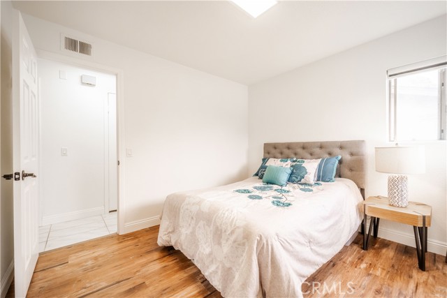 MLS #OC25265947 image #21