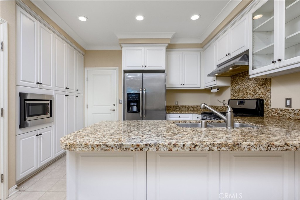 F010f915 43cd 44b4 9d11 C17d075ff10c