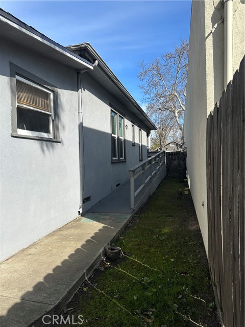 Image 20 of 25 For 615 15th Street