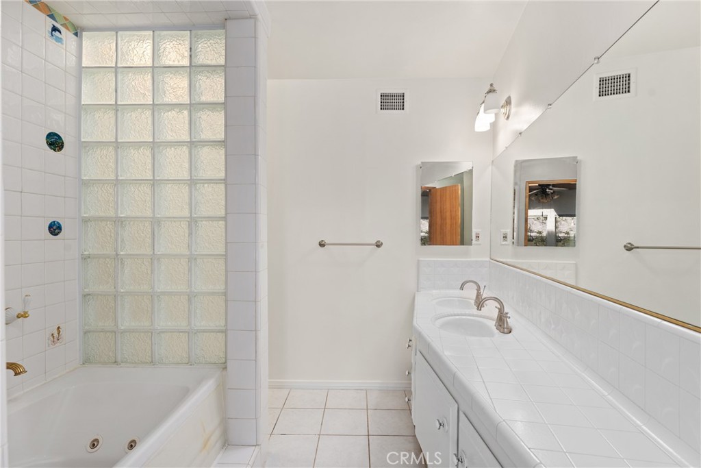 1521 N Columbus Avenue Glendale img 28