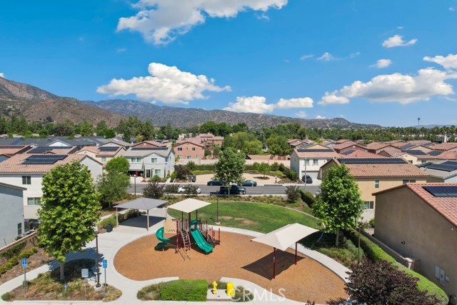 32985 Middlegate Place, Lake Elsinore CA: https://media.crmls.org/medias/f013db85-ed9d-4a41-b771-3866653b61f1.jpg