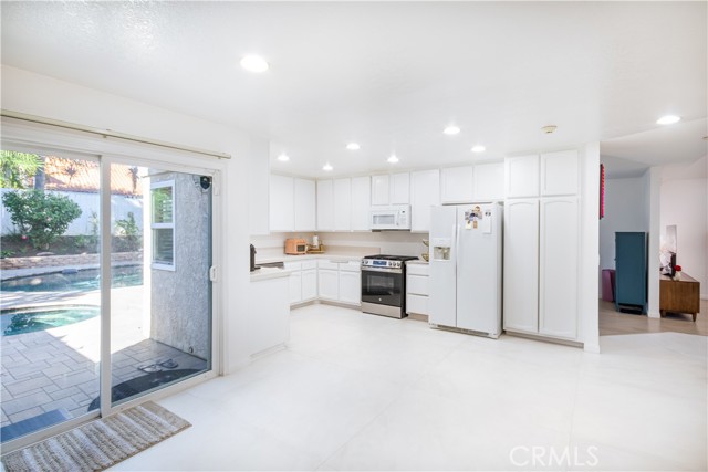 Detail Gallery Image 15 of 35 For 15 Rustic Glen Drive, Pomona,  CA 91766 - 4 Beds | 2/1 Baths