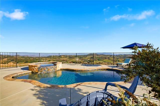 Detail Gallery Image 29 of 34 For 39472 Vista Del Bosque, Murrieta,  CA 92562 - 3 Beds | 2 Baths