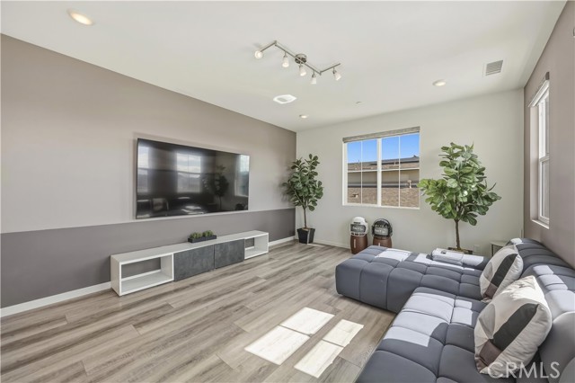 Detail Gallery Image 23 of 52 For 2605 E Tatum, Ontario,  CA 91762 - 5 Beds | 4/1 Baths