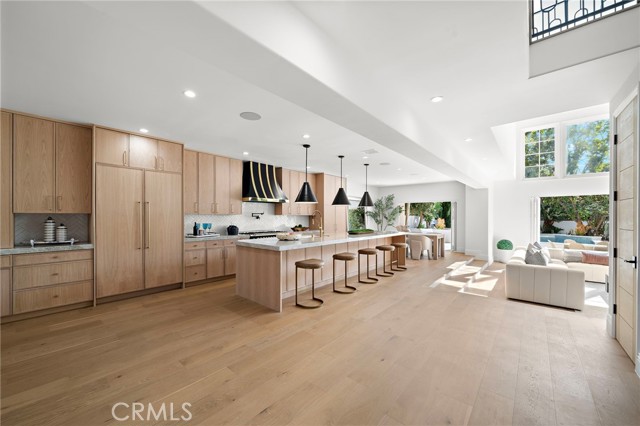 48 Belcourt Drive, Newport Beach CA: https://media.crmls.org/medias/f0152b78-dc2c-4849-a325-ebb463eb0274.jpg