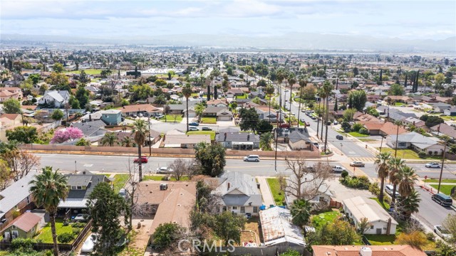 Detail Gallery Image 16 of 27 For 27116 Pacific, Highland,  CA 92346 - 2 Beds | 1 Baths