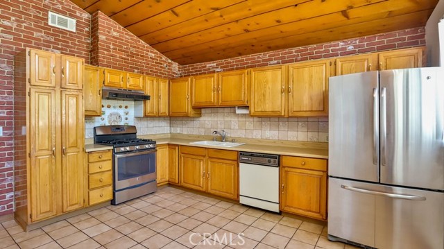Detail Gallery Image 39 of 42 For 15841 Marlin Pl, Van Nuys,  CA 91406 - 2 Beds | 2 Baths