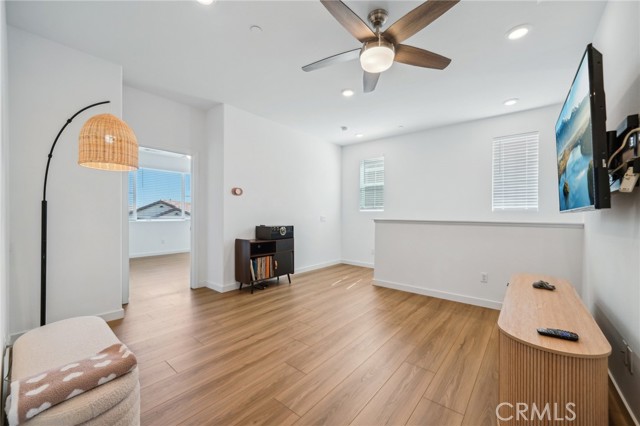 Detail Gallery Image 33 of 64 For 16233 Lozano St #2,  Fontana,  CA 92336 - 3 Beds | 2/1 Baths