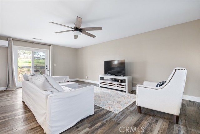 Detail Gallery Image 16 of 63 For 3505 Landmark, Paso Robles,  CA 93446 - 3 Beds | 2 Baths