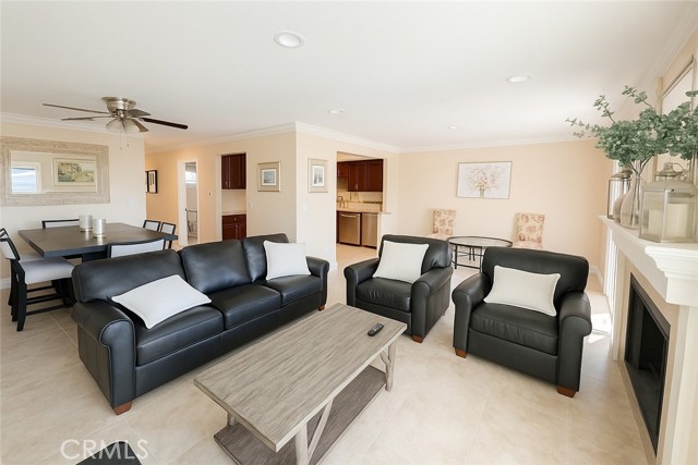 24612 Harbor View Drive, Dana Point CA: https://media.crmls.org/medias/f0174c39-b00b-4e43-837e-486bad5a05f7.jpg