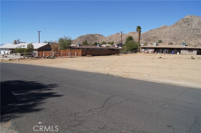 0 Carlisle Rd, Apple Valley, California 92307, ,Land,For Sale,0 Carlisle Rd,CRPF22219723