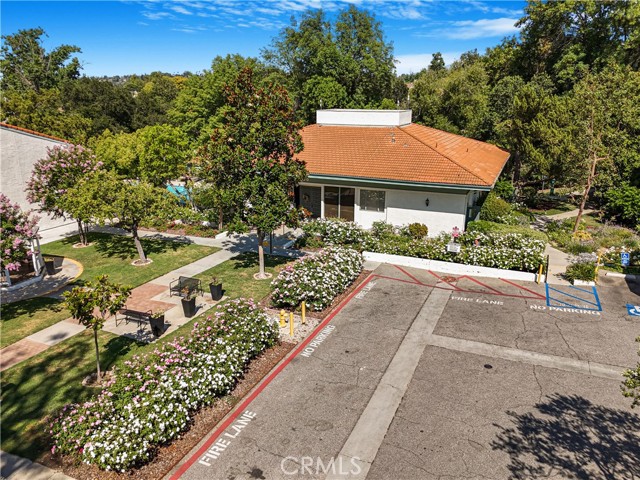Detail Gallery Image 48 of 52 For 23675 Park Capri #24,  Calabasas,  CA 91302 - 2 Beds | 2 Baths