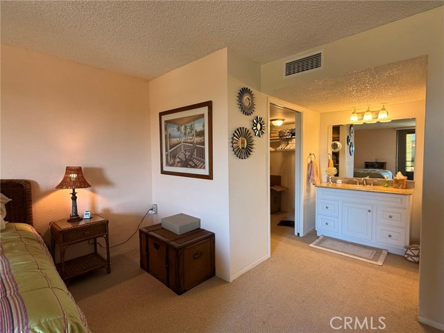 24055 Paseo Del Lago, Laguna Woods CA: https://media.crmls.org/medias/f01a6326-a3c6-41d4-8cd6-8b7a3d945c94.jpg