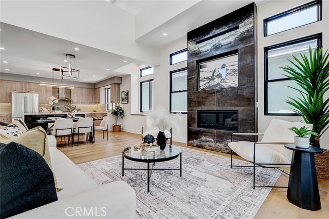 Detail Gallery Image 17 of 44 For 2005 Mathews Ave a,  Redondo Beach,  CA 90278 - 4 Beds | 5 Baths