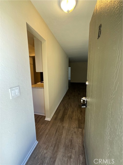 Detail Gallery Image 1 of 17 For 16841 Lynn Ln #B,  Huntington Beach,  CA 92649 - 2 Beds | 2 Baths