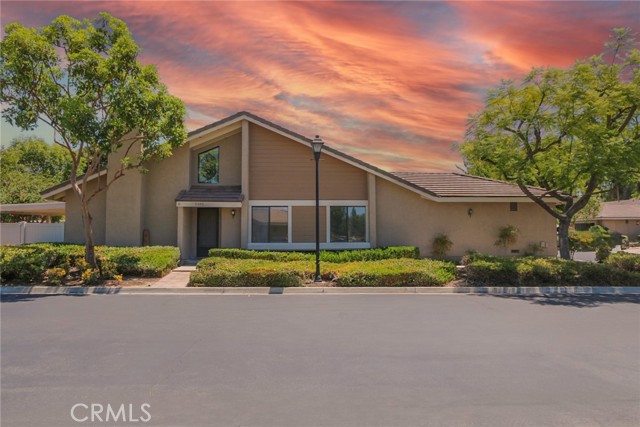 21395 Via Del Lobo, Yorba Linda CA: https://media.crmls.org/medias/f01c4942-0116-4e08-88f0-e5ff00c6f0f3.jpg