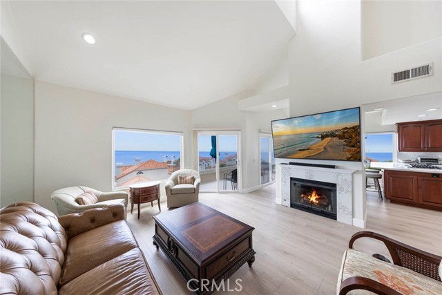 MLS #OC25226847 image #14