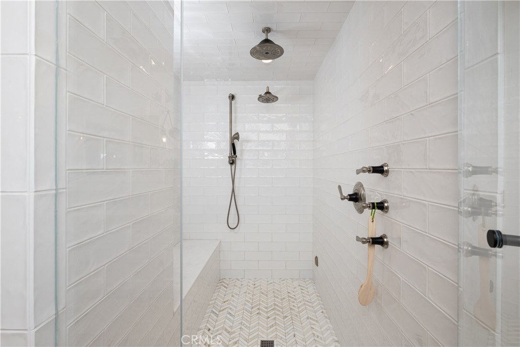 F01da6ee 68d5 4c17 92c0 655b876cbe1d