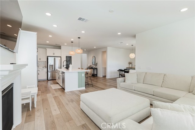 Detail Gallery Image 8 of 73 For 32067 Dawning Ridge, Temecula,  CA 92591 - 4 Beds | 3 Baths