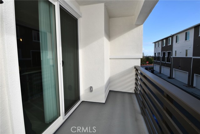 Detail Gallery Image 10 of 40 For 1487 Skyline Lane, San Pedro,  CA 90732 - 3 Beds | 3/1 Baths