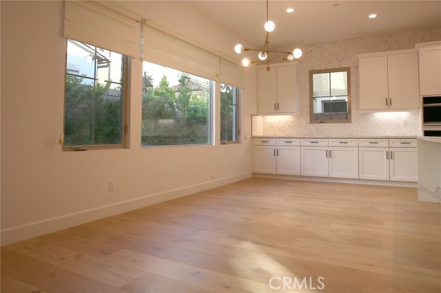 Detail Gallery Image 5 of 31 For 204 Sutters, Irvine,  CA 92602 - 4 Beds | 4/1 Baths