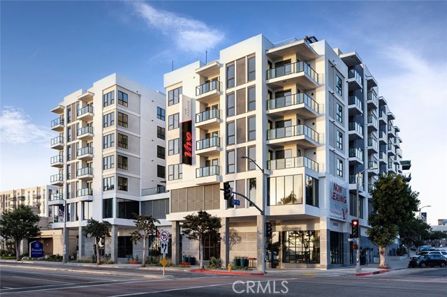 Detail Gallery Image 1 of 16 For 551 S Harbor #403,  San Pedro,  CA 90731 - 1 Beds | 1 Baths