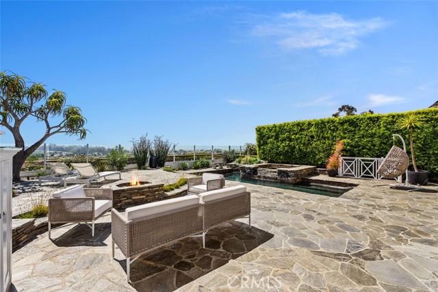 Detail Gallery Image 34 of 44 For 31 Cape Andover, Newport Beach,  CA 92660 - 4 Beds | 3/1 Baths