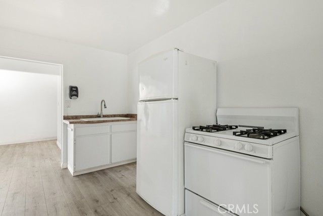 Detail Gallery Image 10 of 22 For 902 S Hope Ave, Ontario,  CA 91761 - 3 Beds | 2 Baths